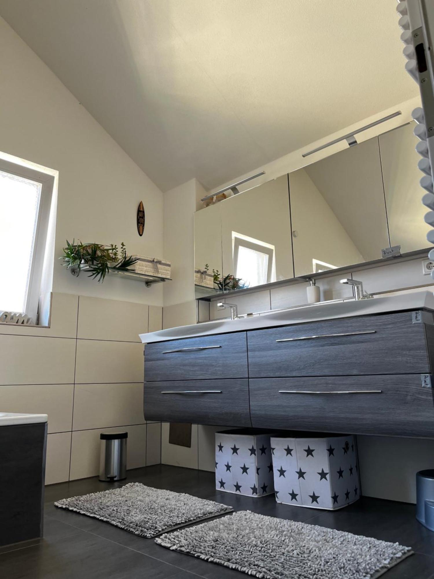 Traumhafte Ferienwohnung Mit See Und Bergsicht ฟรีดริชส์ฮาเฟน ภายนอก รูปภาพ